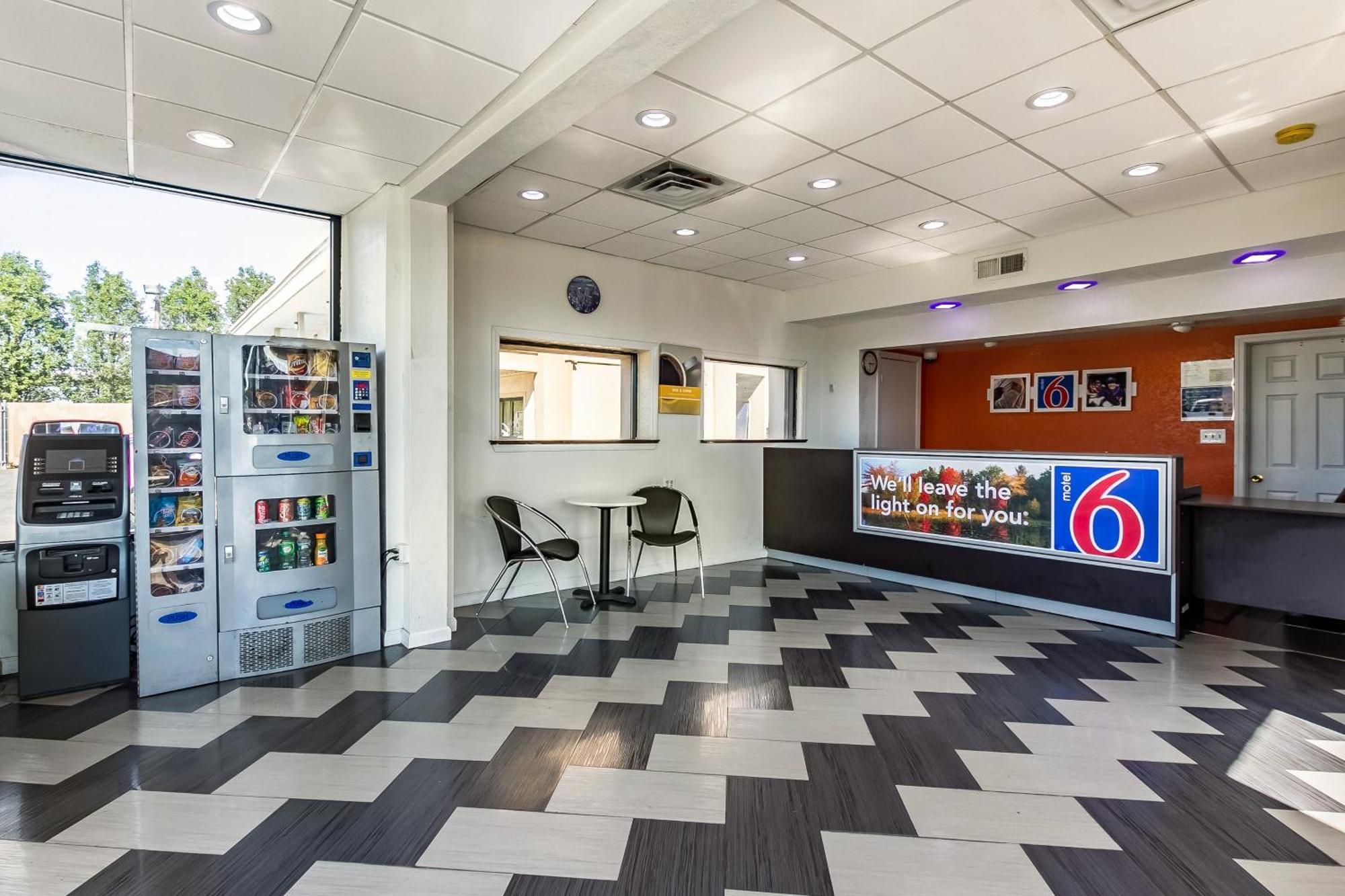 Motel 6 Elizabeth Nj Newark Liberty Intl Airport Exterior foto